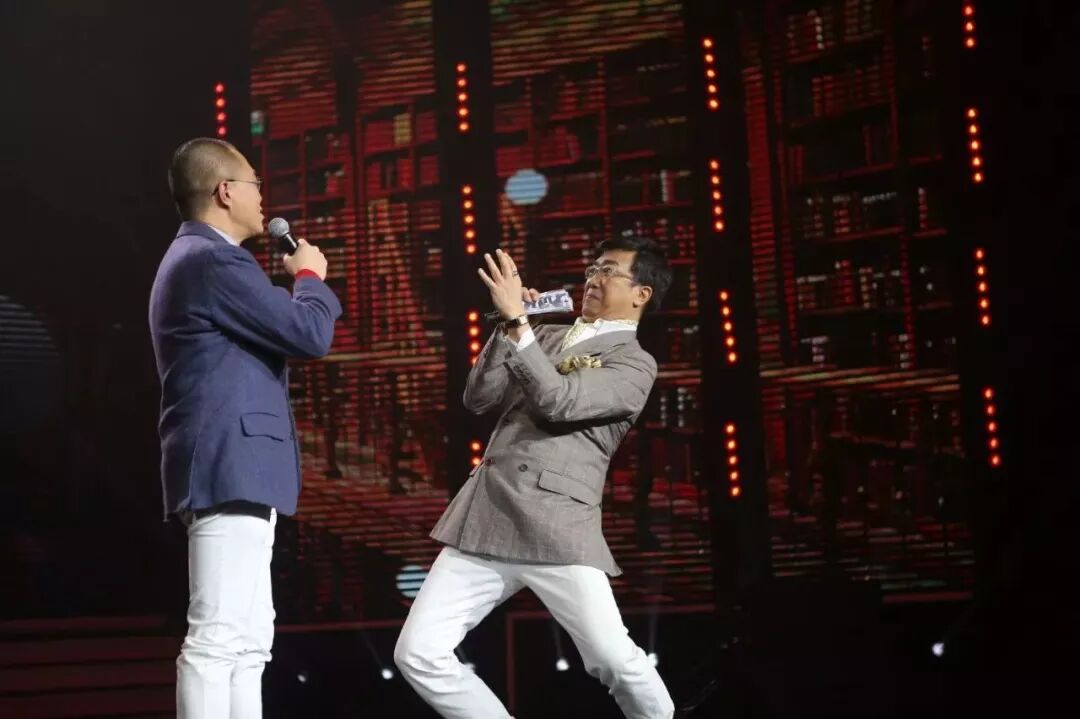 台湾最赚钱主持人30岁创业失败，负债1.6亿