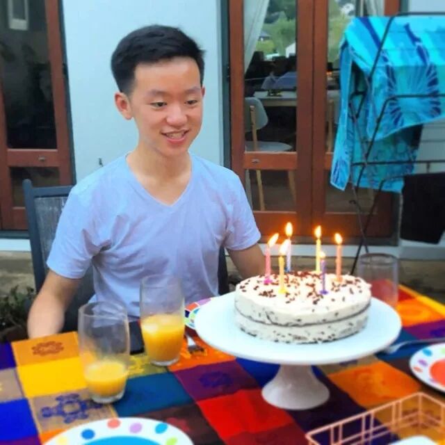 留学新西兰仅2年，这名00后小留学生已经判若两人