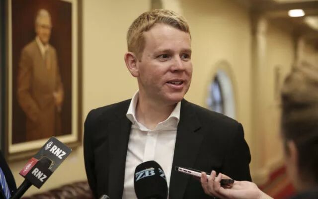 移民局教育部双双表态：砍open工签，砍不良学校，砍低技能移民