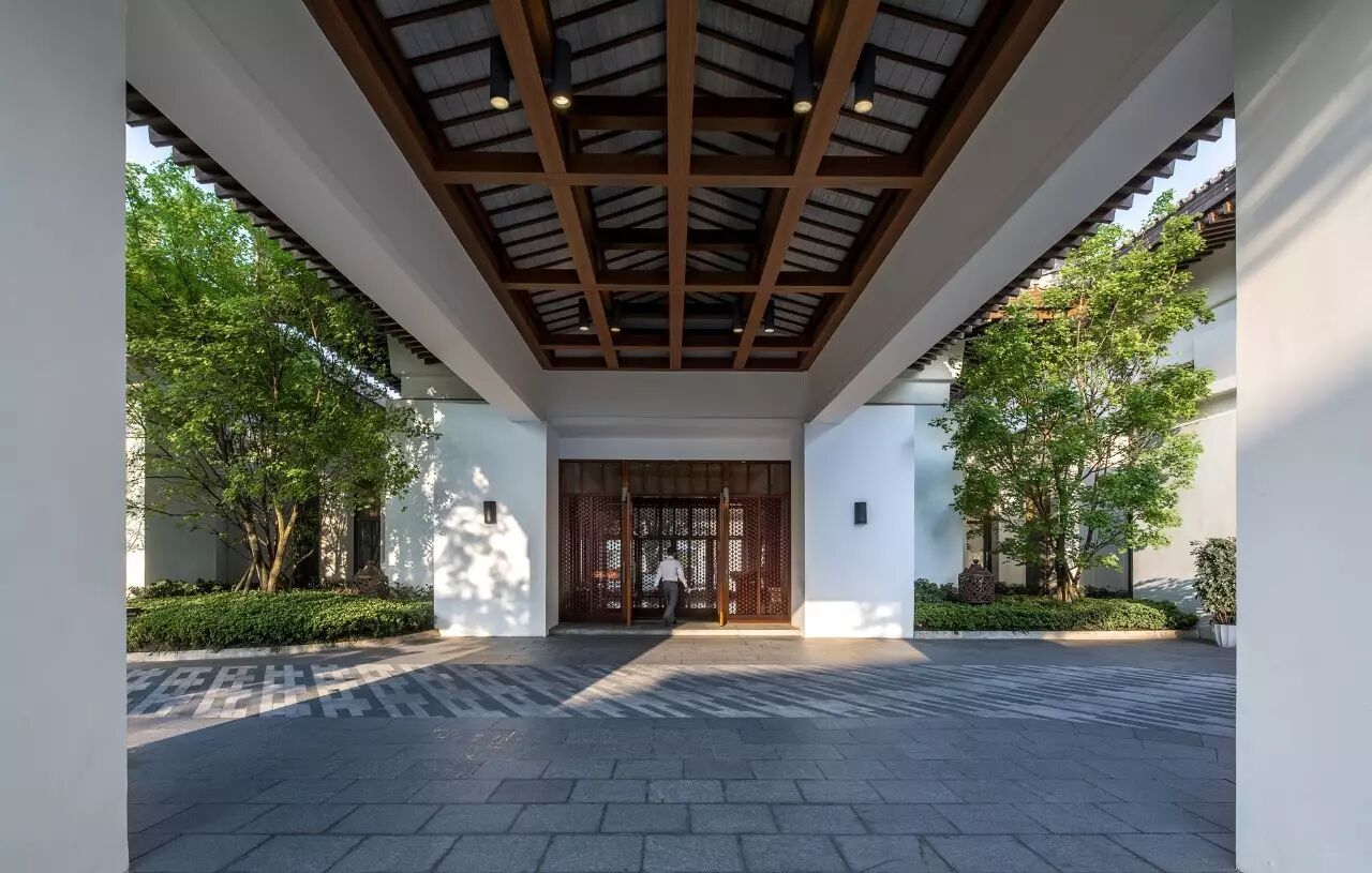 从地产景观大撞脸聊聊新中式突围!