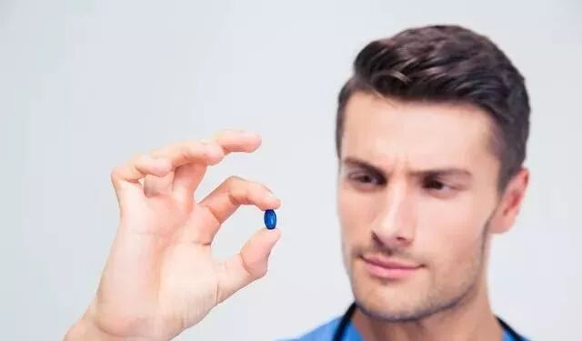 怎么服用“伟哥”才有效果？医生坦言：牢记这4点才行