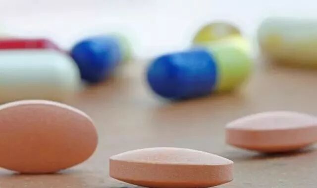 如何预防他汀类降脂药对肝脏的损害？医生建议：这5点需要注意