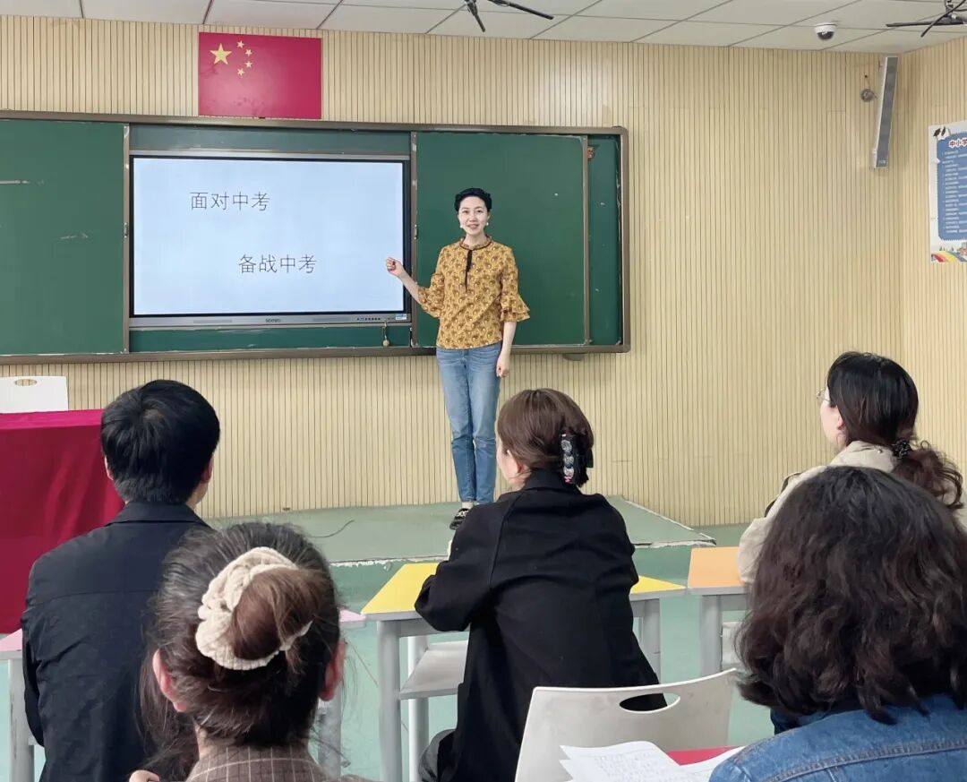 订单式专题讲座金华组团式教育援疆助力温宿三中中考备考