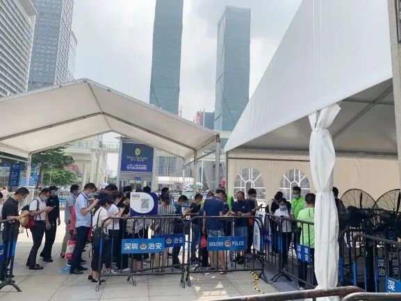 LED CHINA今天开幕了，躁起来！(图1)