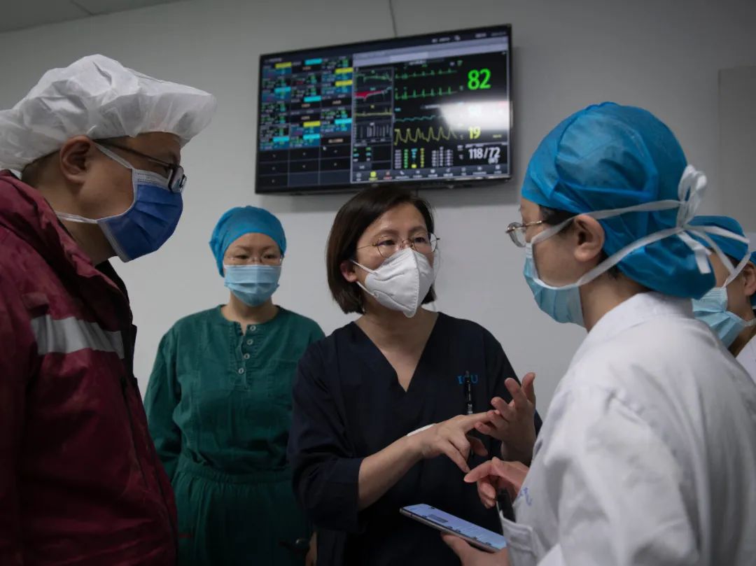 在武漢，國家醫療救治專家組的重症攻堅 健康 第5張
