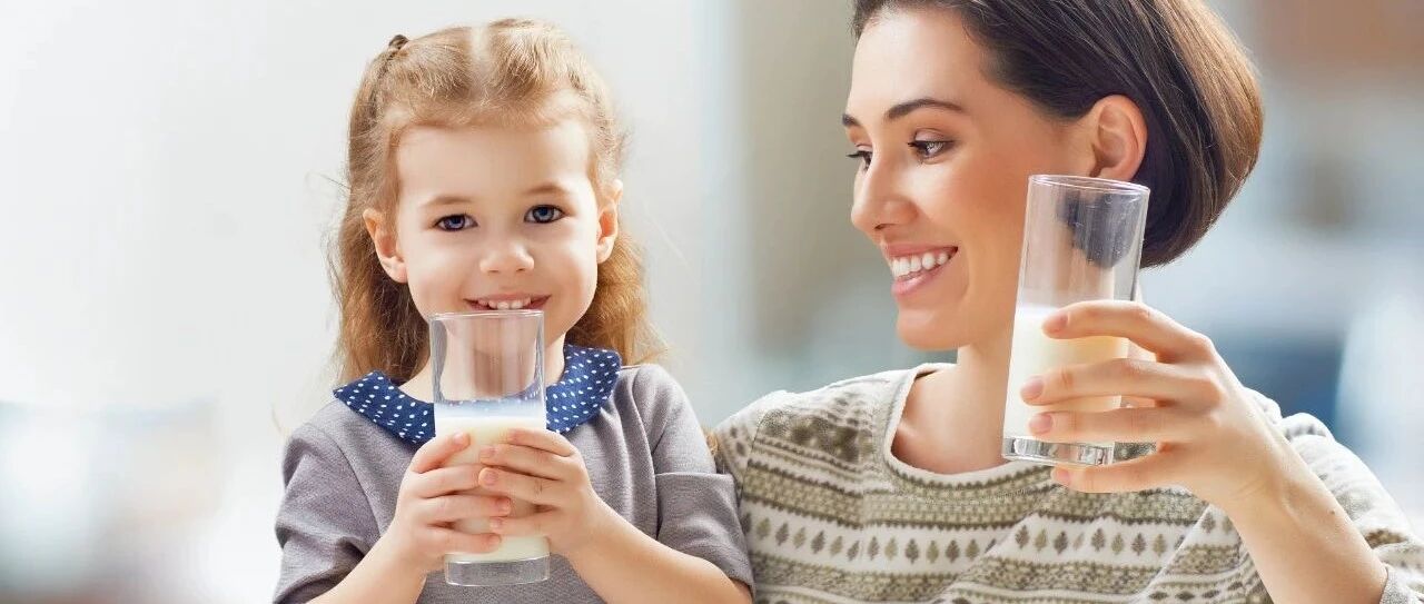 炸鸡，肥胖，塑料玩具...谁是性早熟的罪魁祸首？