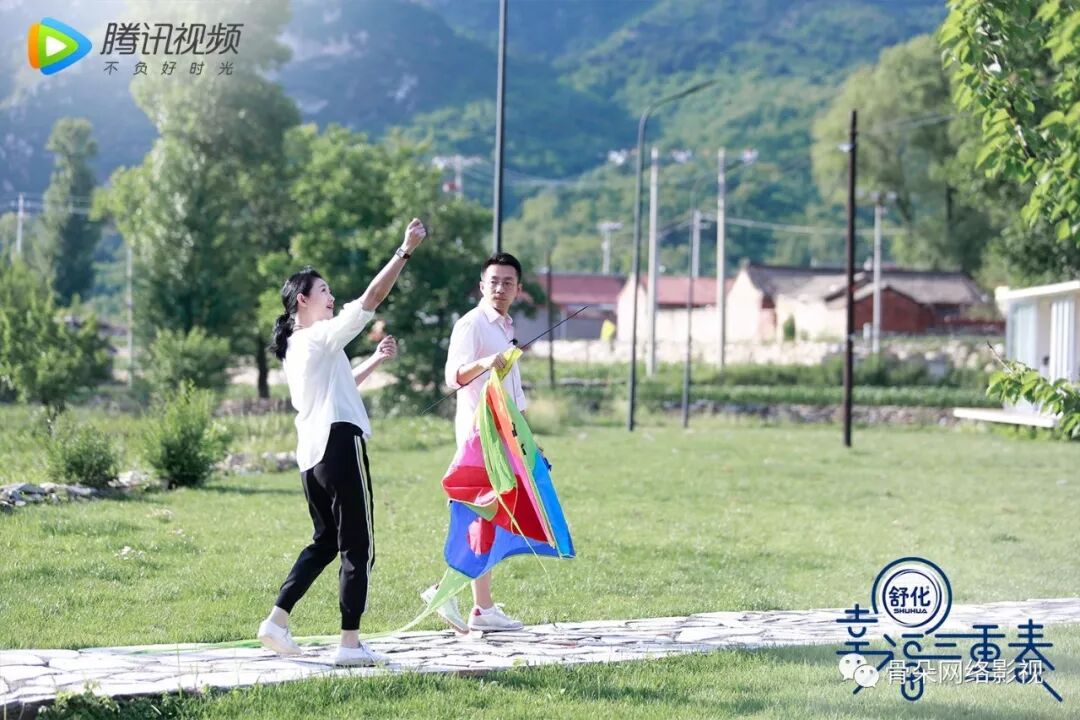 幸福三重奏 幸福 是一种刚需 骨朵传媒