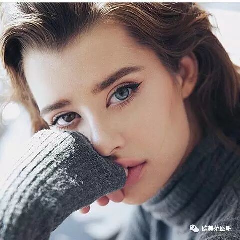 天生双色瞳孔不可思议的嫩模sarahmcdaniel