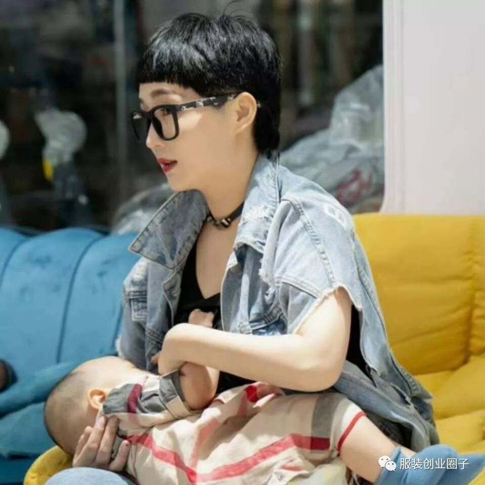 商家货源网 服装圈厂家货源微信号推广：支持实体店，淘宝店，微商，直播