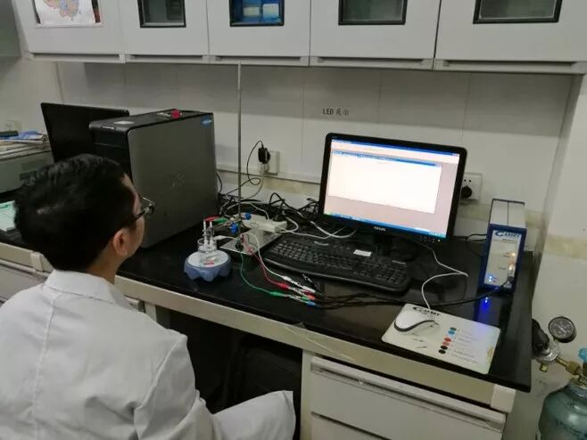 手电极怎么用手把手教你怎么使用叉指电极_https://www.jmylbn.com_新闻资讯_第1张