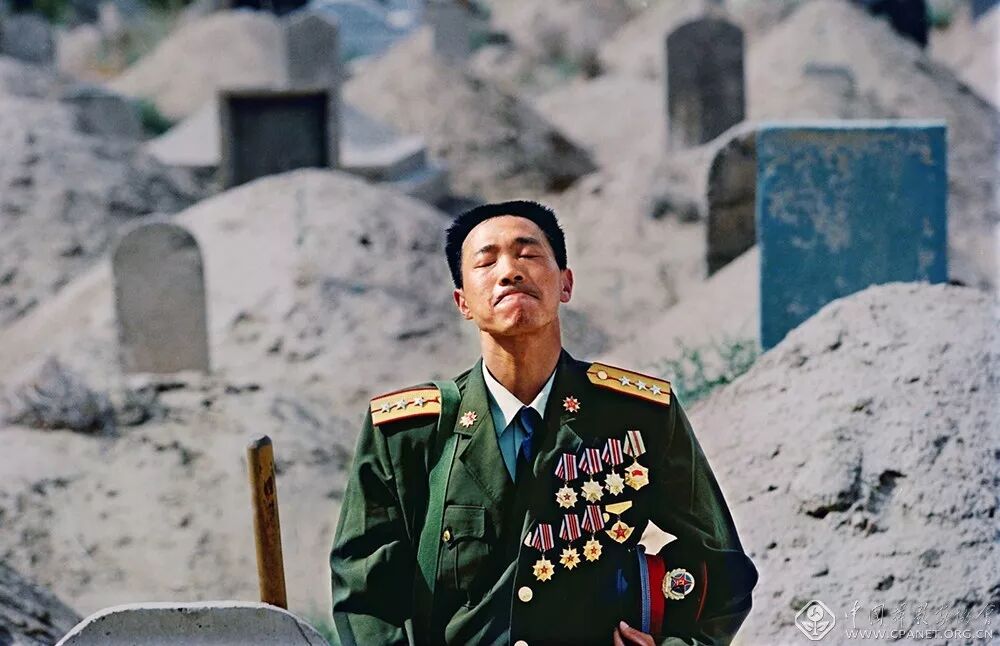 北京艺术摄影_北京名人摄影化妆艺术影楼经典发型设计教程(第二卷)
