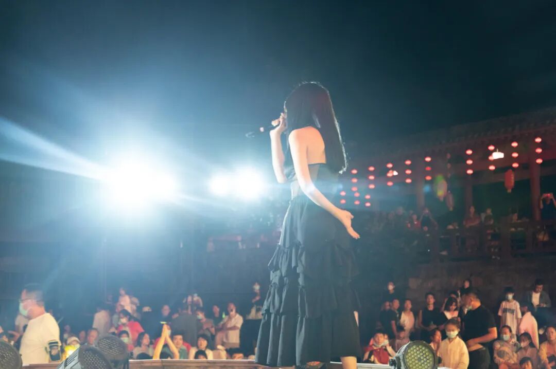 追忆青春，浪漫度夏！本周末，来老君山听一场云光音乐会！