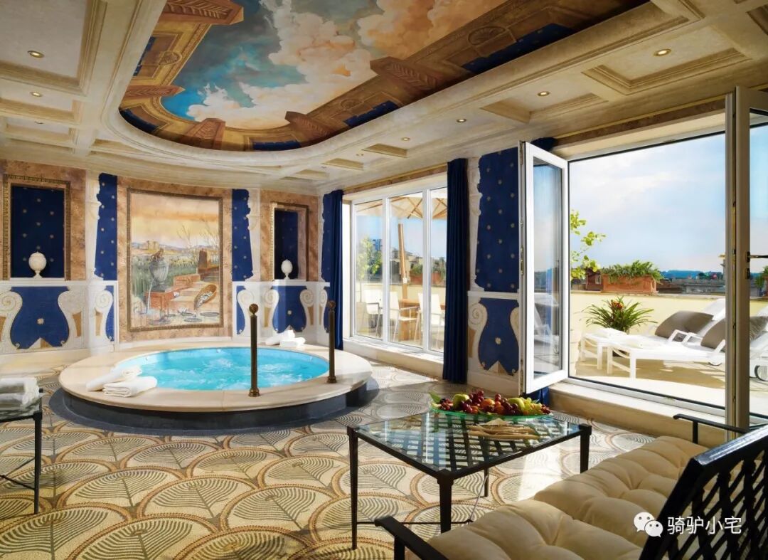 帆船酒店一晚上多少钱_帆船酒店里面_帆船酒店住一晚要多少人民币