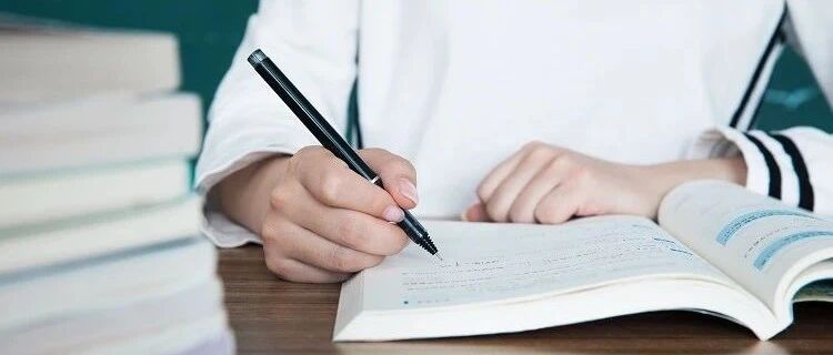 人机对话第一轮的试题比其它轮次更难？是真的吗？