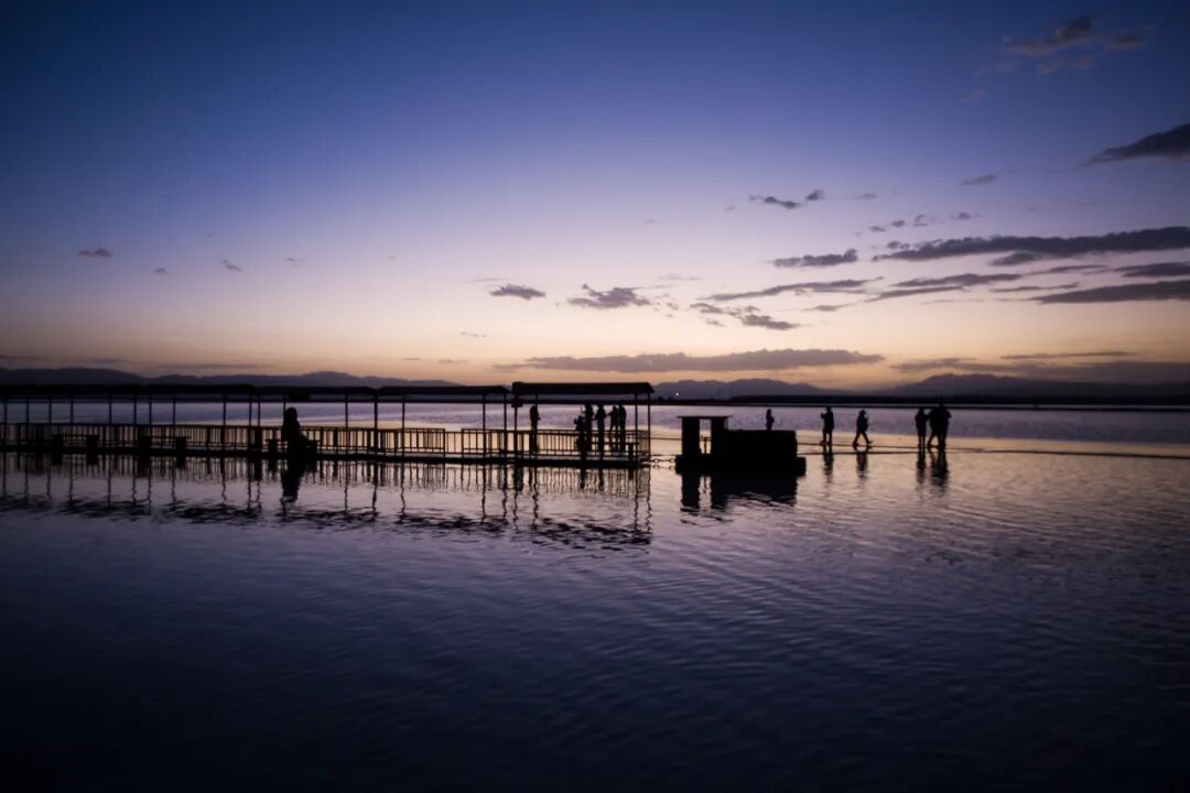 旅游团购物点上演小剧场围猎客户