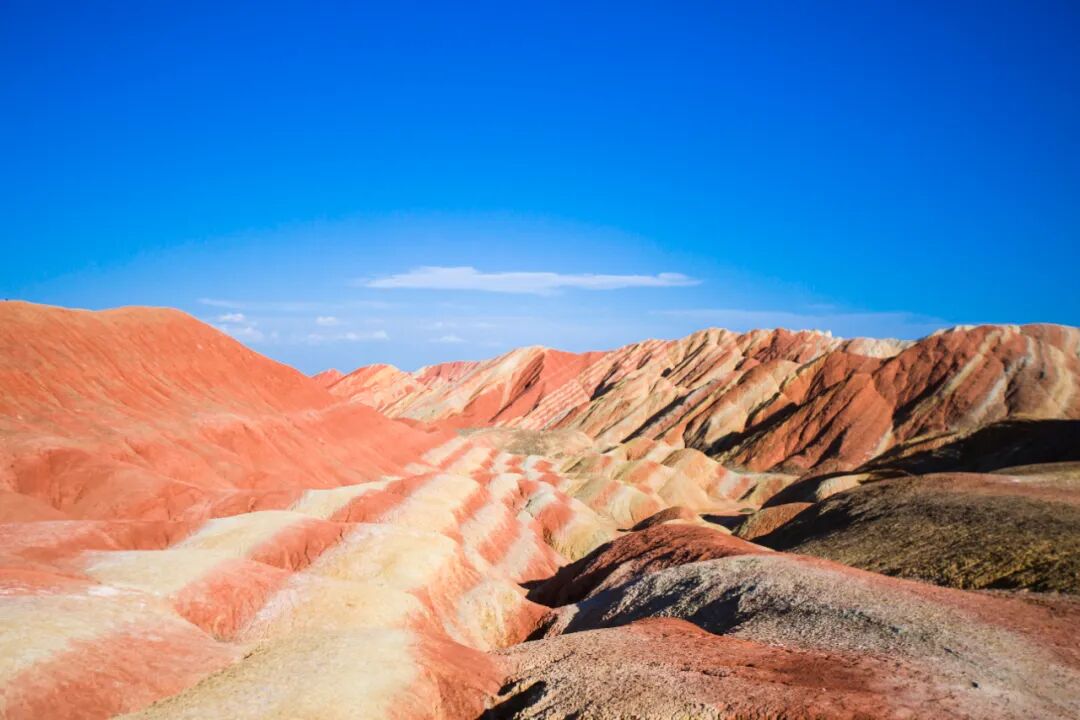 旅游团购物点上演小剧场围猎客户