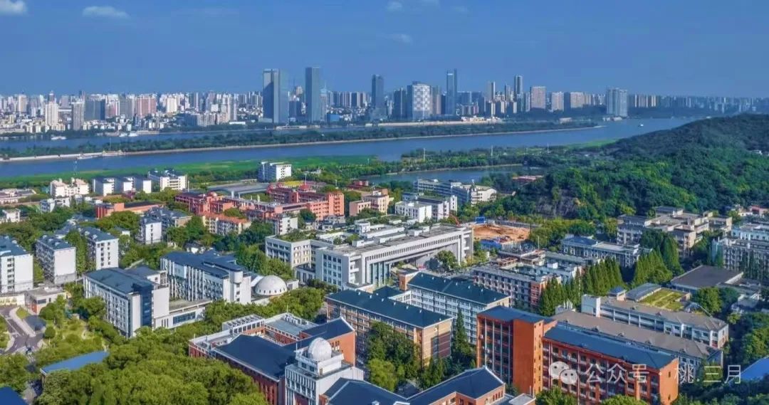 2024年哈爾濱學(xué)院錄取分數(shù)線(2024各省份錄取分數(shù)線及位次排名)_哈爾濱院校排名及分數(shù)線_哈爾濱學(xué)院最低錄取分數(shù)線
