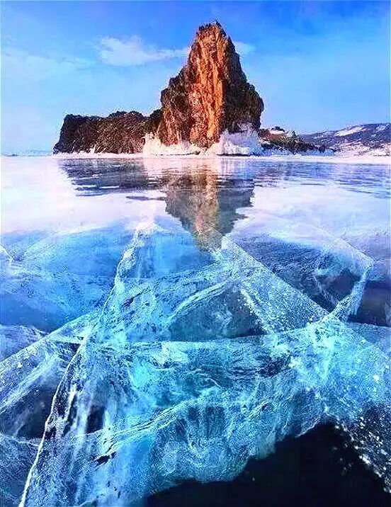 一年冰封五个月的西伯利亚蓝眼睛——贝加尔湖