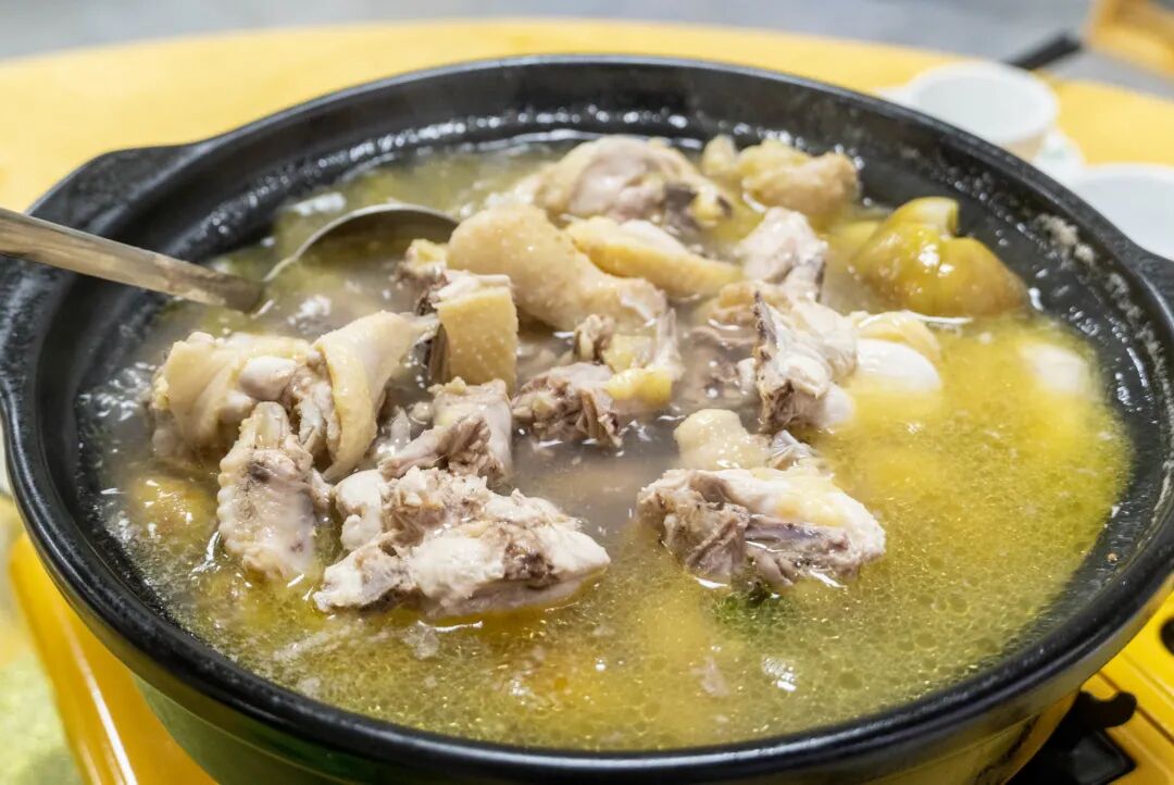 够清润仅99元抢无花果浸鸡套餐果园内任摘任吃皮脆肉嫩果园鸡清香入心