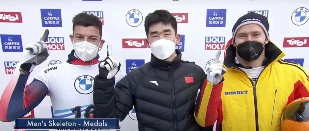 中国钢架雪车创造历史 耿文强夺世界杯冠军