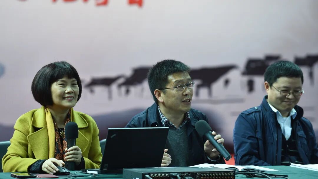 千课万人:一个不断助推成长的平台斯苗儿 图片