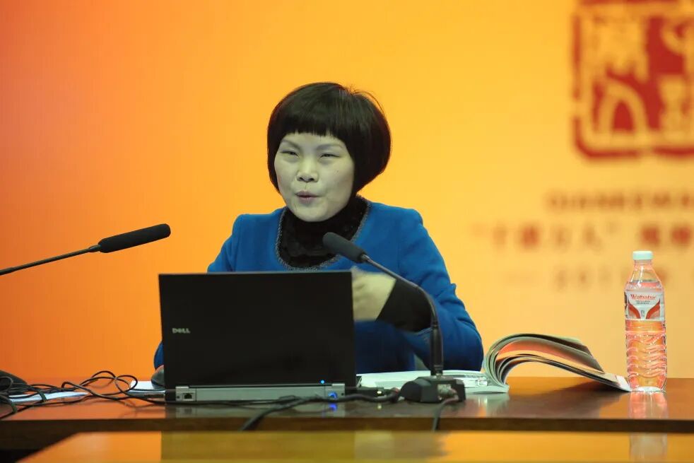 千课万人:一个不断助推成长的平台斯苗儿 图片