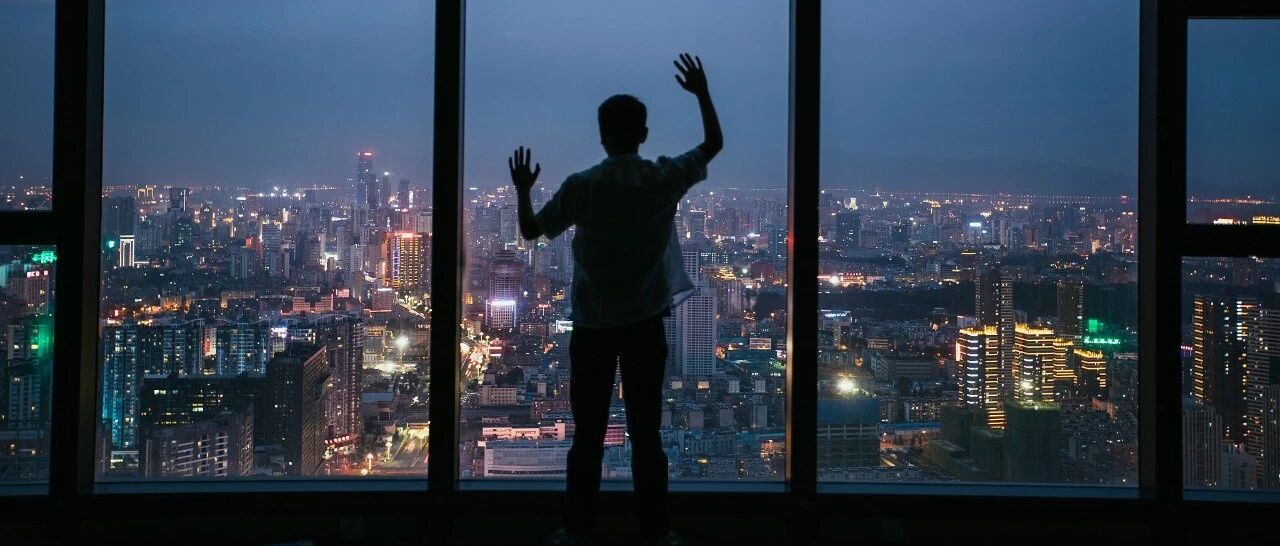 为什么华为的“穷小子”，能逆袭迎娶“白富美”？