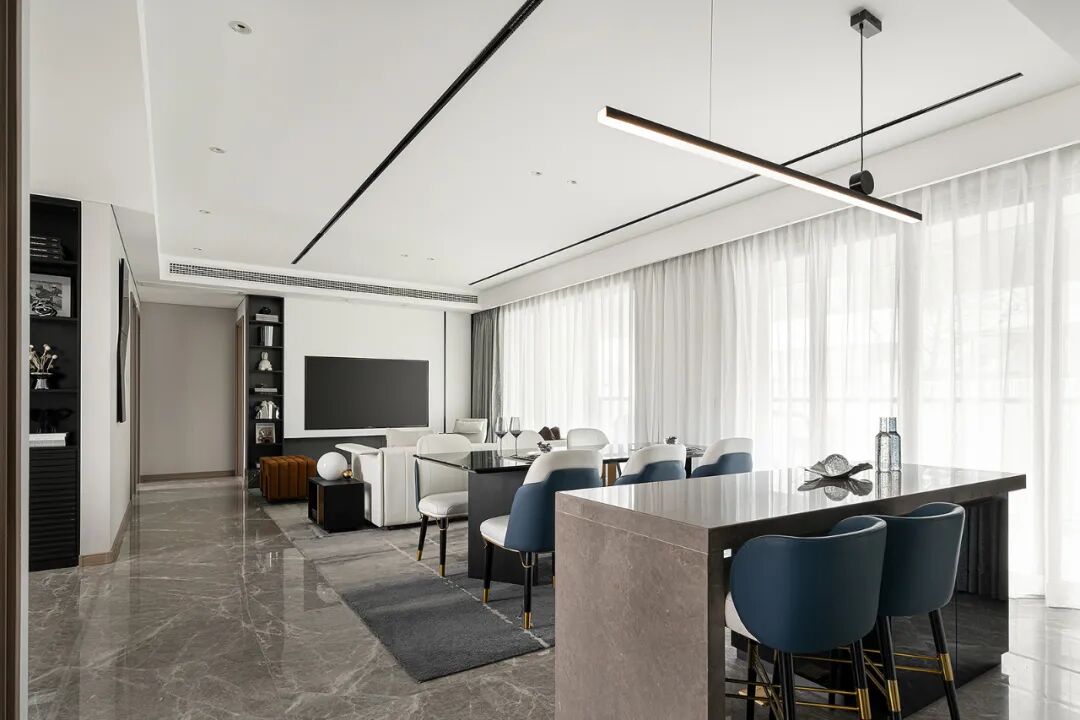 148㎡浪漫象牙白，宽阔雅致的墅境空间，通过简洁的设计，搭配智能化家居，营造现代国际感