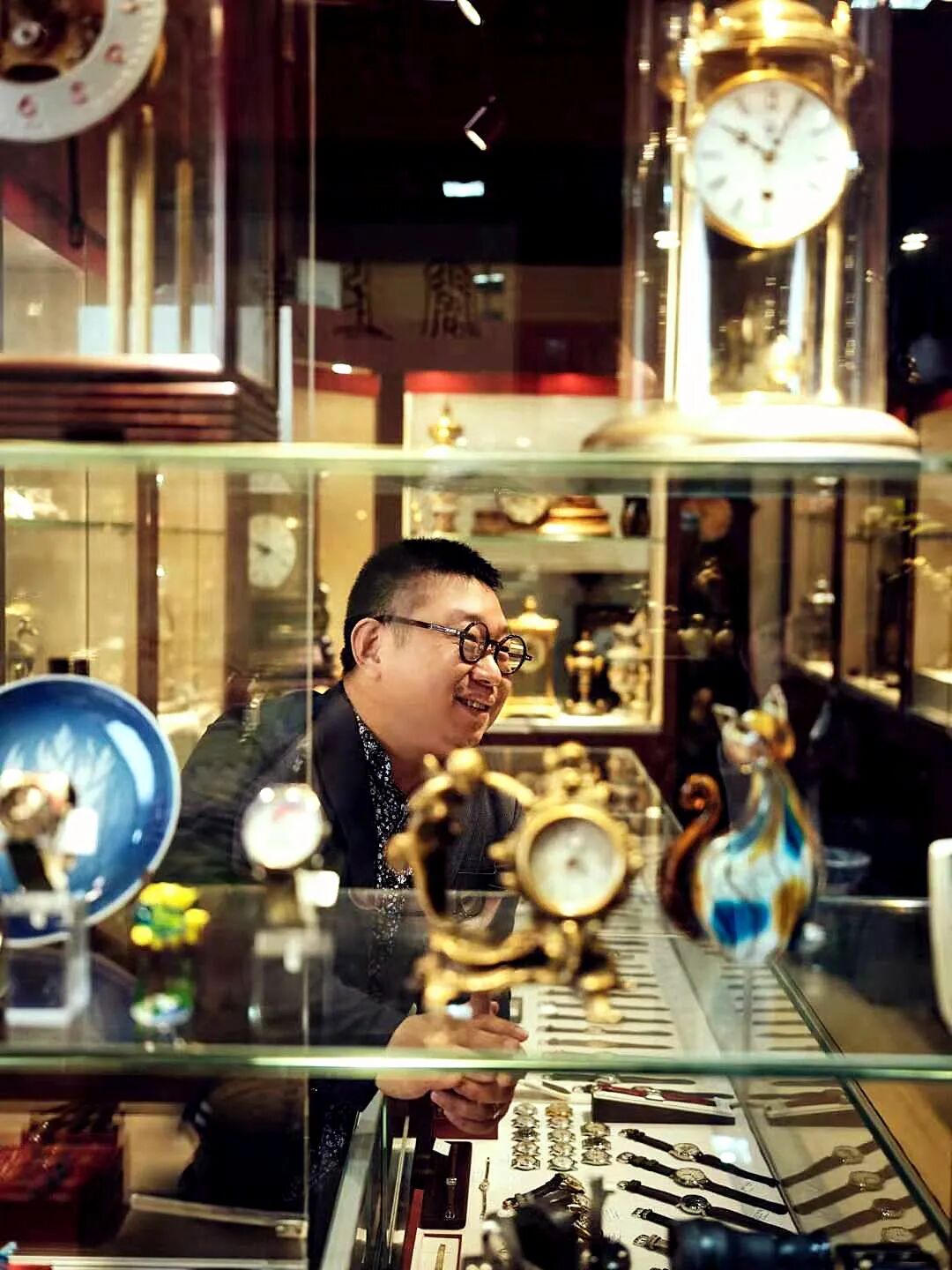 1823年古董钟表图片_古董钟表修理_古董钟表古玩拍卖