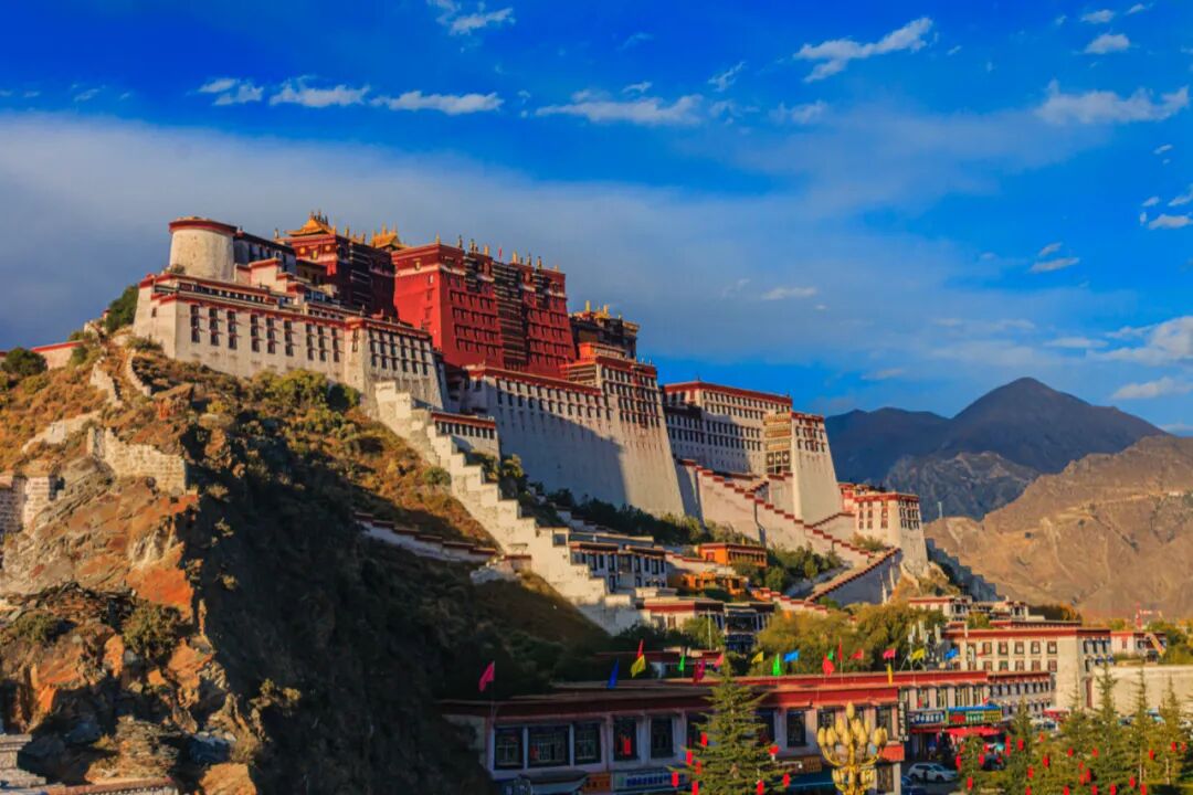 ?������Ҳ�ܻ������У����޵Ĺ���ƽ�棬���÷������ڲ�����