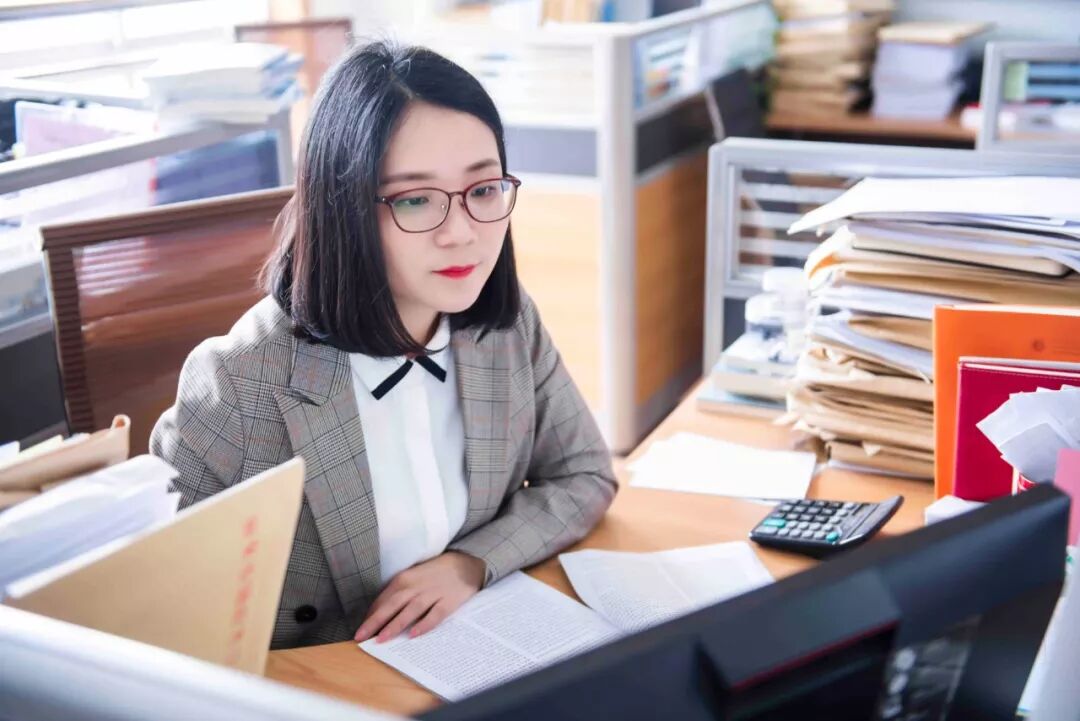 十大杰出青年的女律师是怎样炼成的浙江百家律师事务所合伙人沈丽萍被