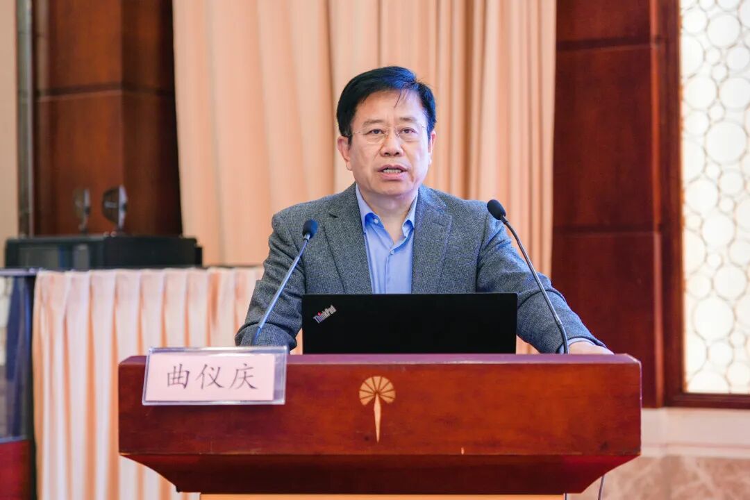 曲仪庆.jpg