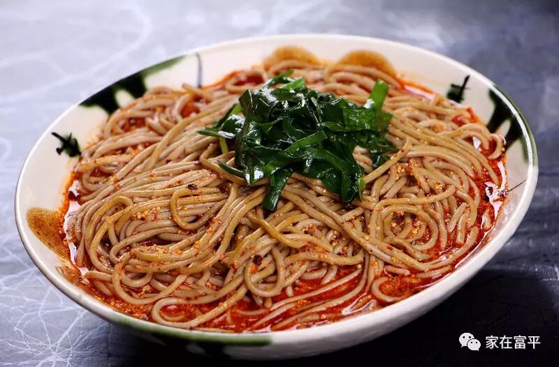 富平这些个巷子美食,能坚持到最后不流口水的都是好汉!