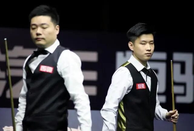 丁俊晖4-0横扫冲冠，中国名将4-2晋级，赵心童挑战4届世锦赛冠军