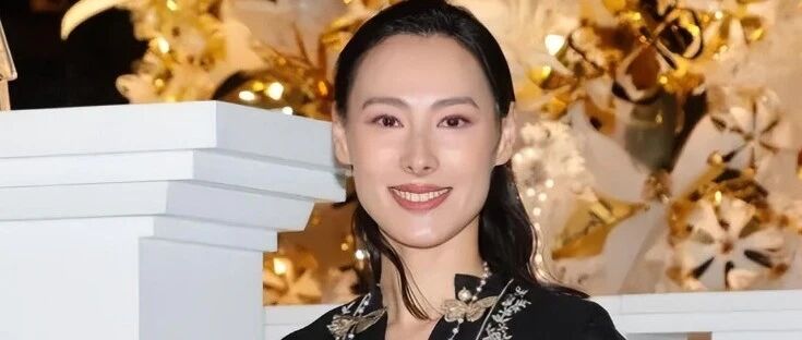 梁洛施:出席活动透露自己的感情现状,仨儿子担心母亲一人太孤单