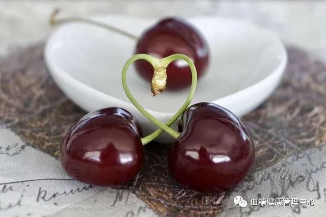 高糖者别拒绝这些水果，适当常吃可稳定血糖，增强身体素质