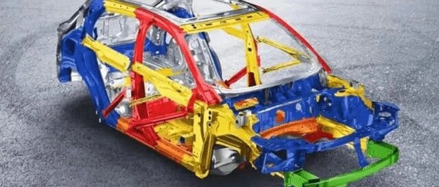 关于领克01车身用料争议，这些你很可能没注意