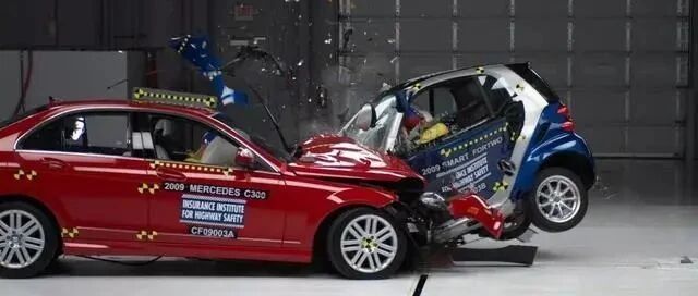 车越小事越大，你还在忽视微型纯电动汽车安全吗？