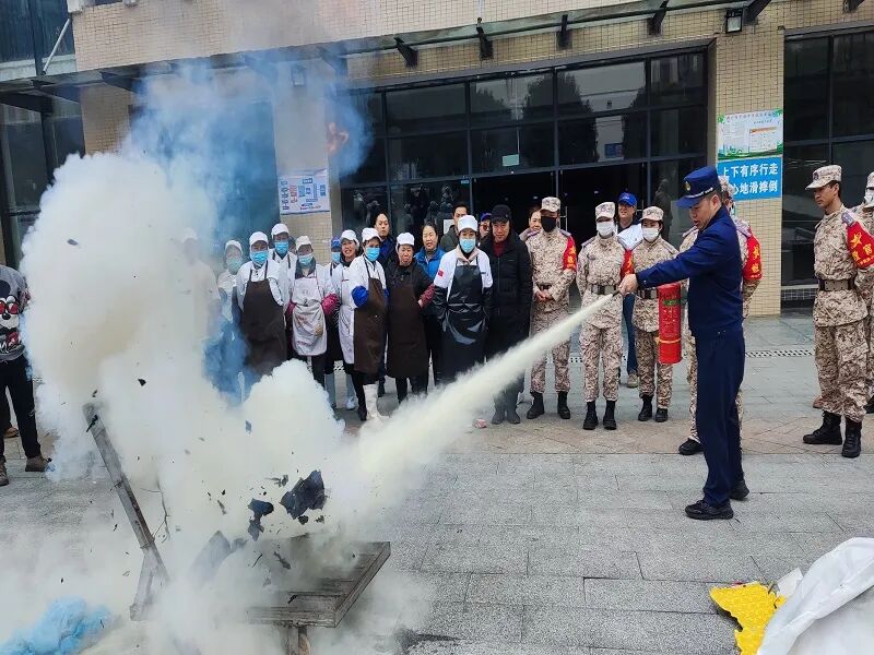 都匀经济开发区消防救援大队工作组开展蓝焰校长进校园活动