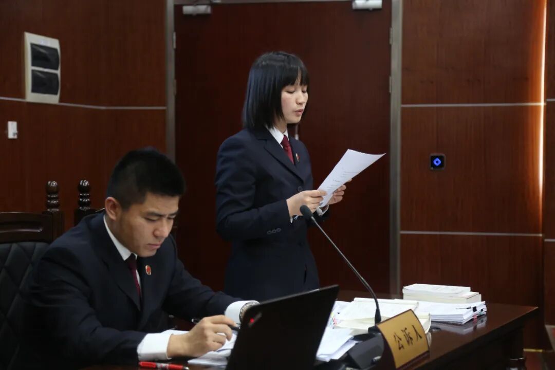 今年2月22日，法院开庭审理宣某等人侵犯著作权案，上海市奉贤区检察院检察官出庭支持公诉。