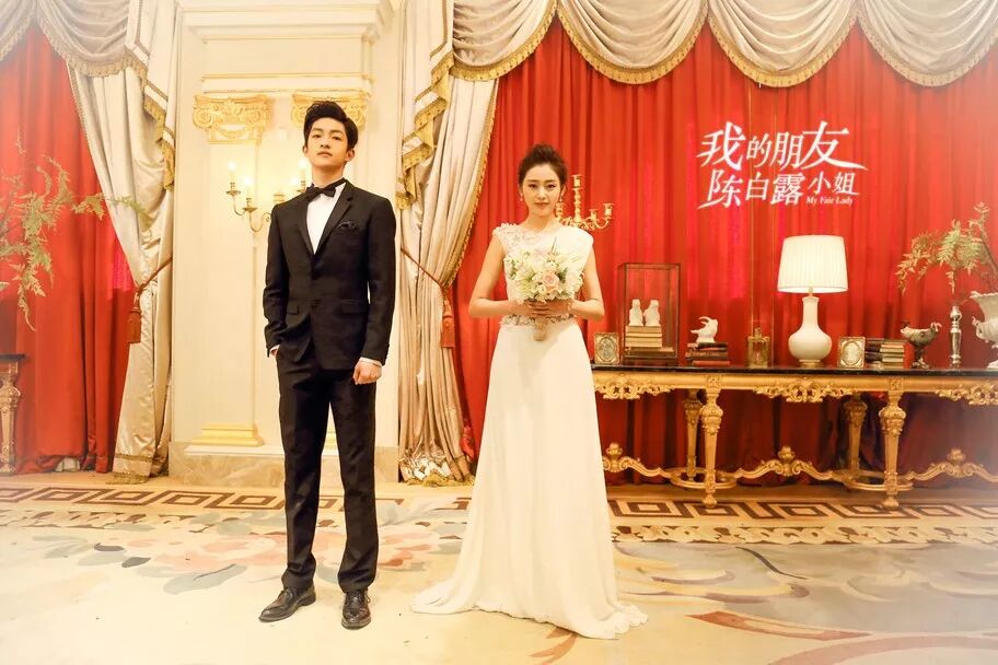 主仆协议、舔马桶盖…屈楚萧又因特殊癖好上了热搜！ - 51虹马