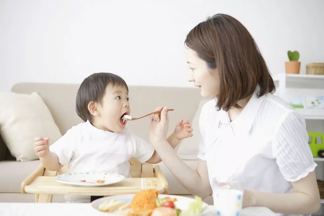 震驚！3歲寶寶不會說句話，愁壞全家人！醫生卻說吃的不對！ 親子 第2張