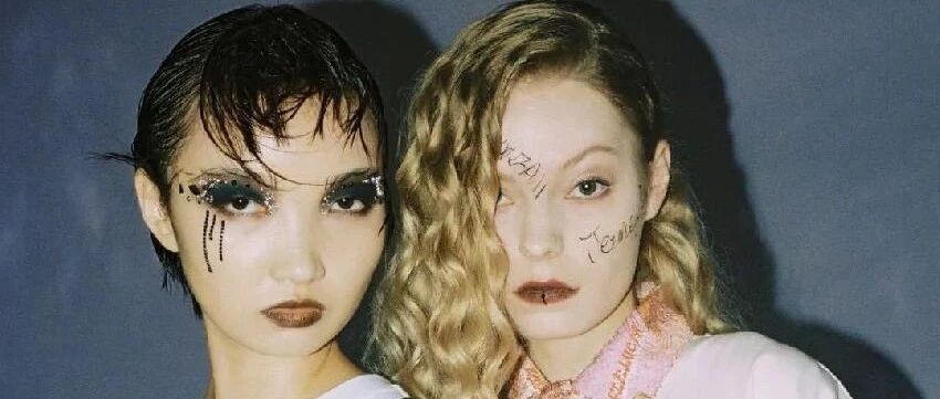 小龙坎卖衣服？品牌想要年轻就得会跨界！