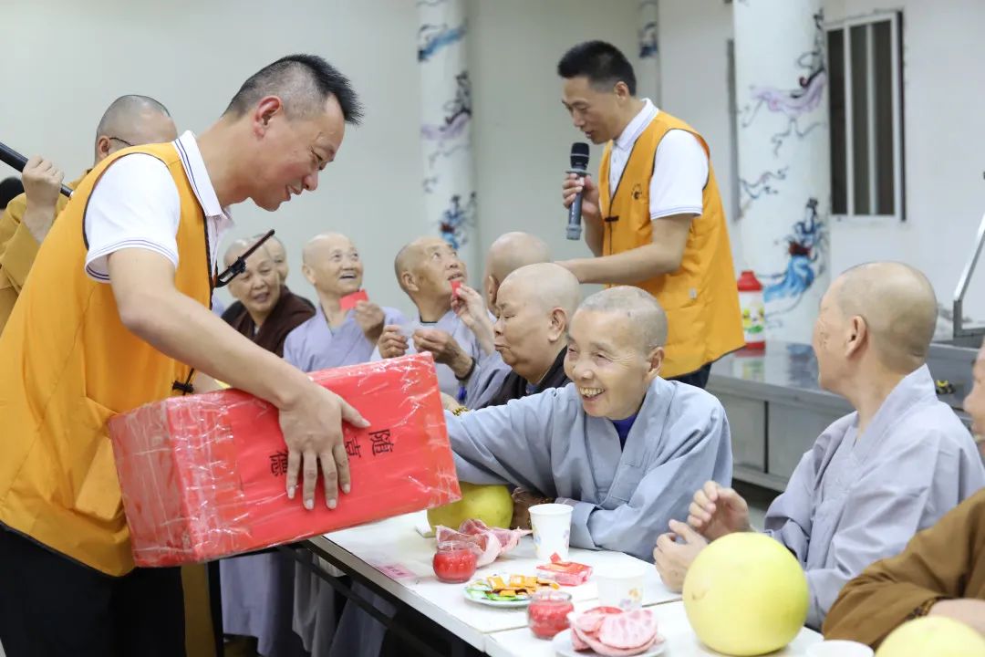 中国福建弥陀村佛教养老院——佛教信仰者的理想家园