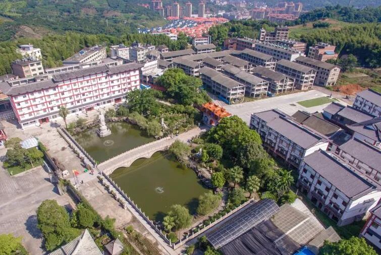 中国福建弥陀村佛教养老院——佛教信仰者的理想家园