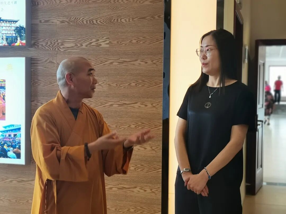 宁德市民政局副局长嵇静、福鼎市民政局局长丁宗明一行赴资国寺调研宗教界参与养老服务情况