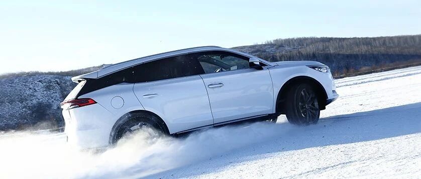 比亚迪唐出口挪威，45万起售被抢购，网友：这才是国产车的实力