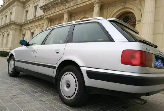 一台26年車齡的老奧迪 車主 送輛a6l也不換 汽車迷 微文庫