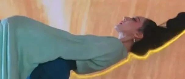 这个动作突然爆火，很多人都在模仿！但专家紧急提醒：有危险...