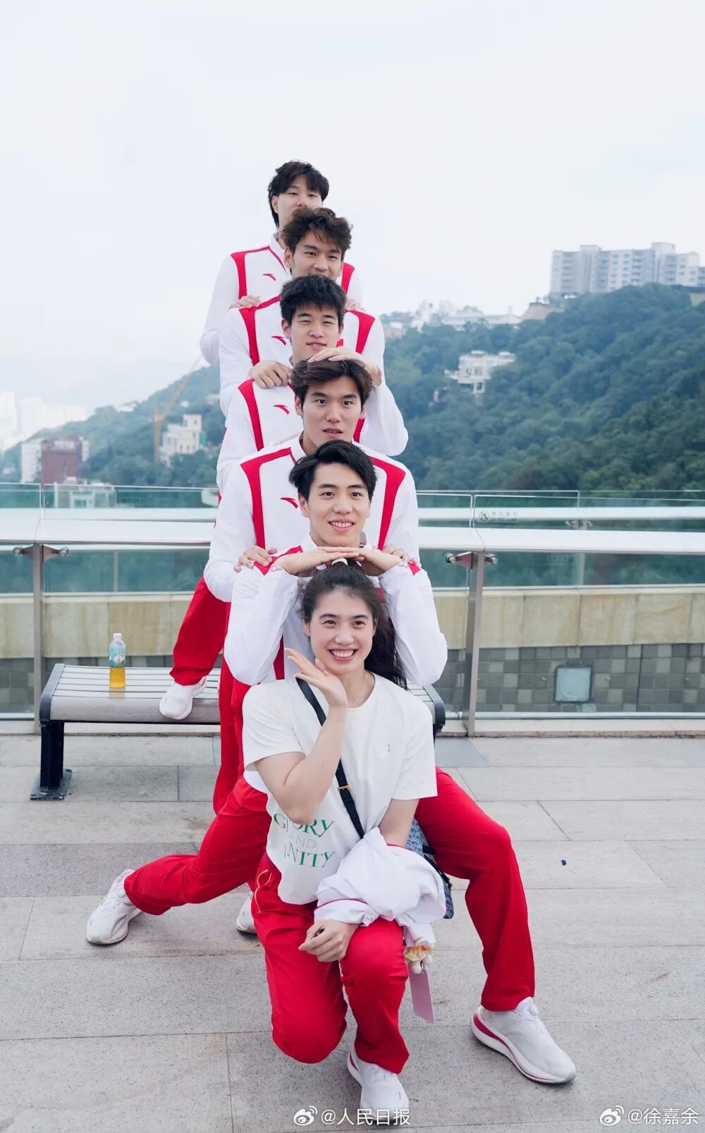 霍启刚发文晒与郭晶晶旧照：20年前国家队访港之行，改写了我的一生